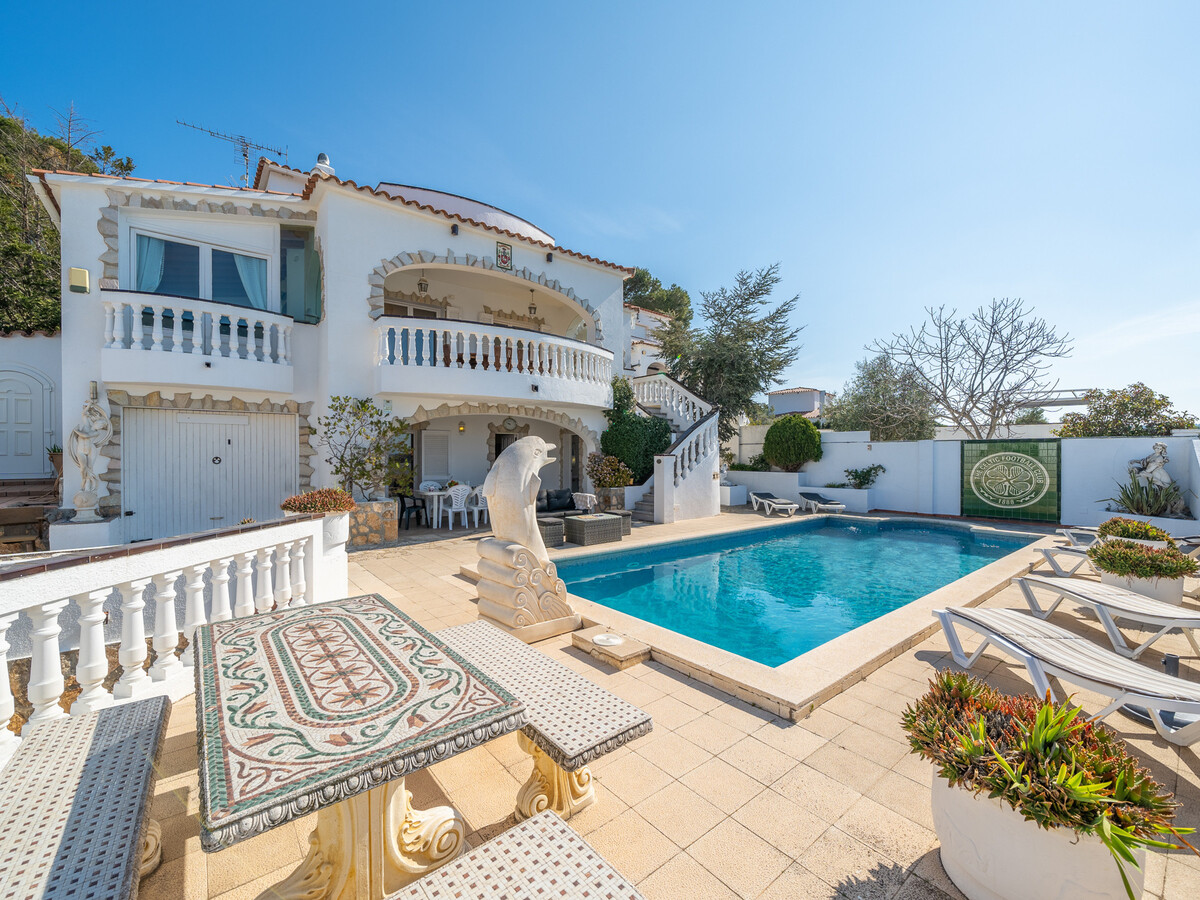 Villa 8 pers. à L'Escala : piscine, terrasse et parc naturel - Photo 1