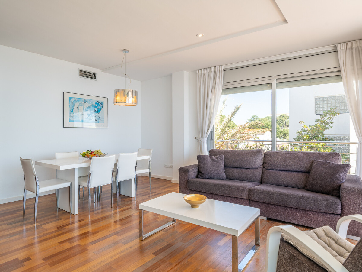 Appartement front de mer avec terrasse et piscine - Photo 3