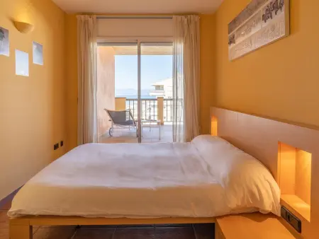 Appartement attique vue mer à L'Escala, 200 m de la plage : photo 9