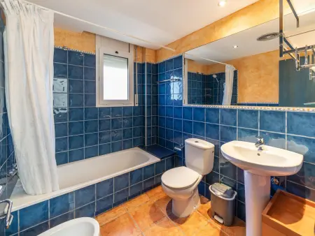 Appartement attique vue mer à L'Escala, 200 m de la plage : photo 12