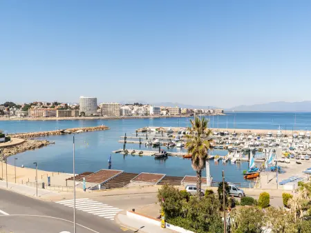 Appartement attique vue mer à L'Escala, 200 m de la plage : photo 17
