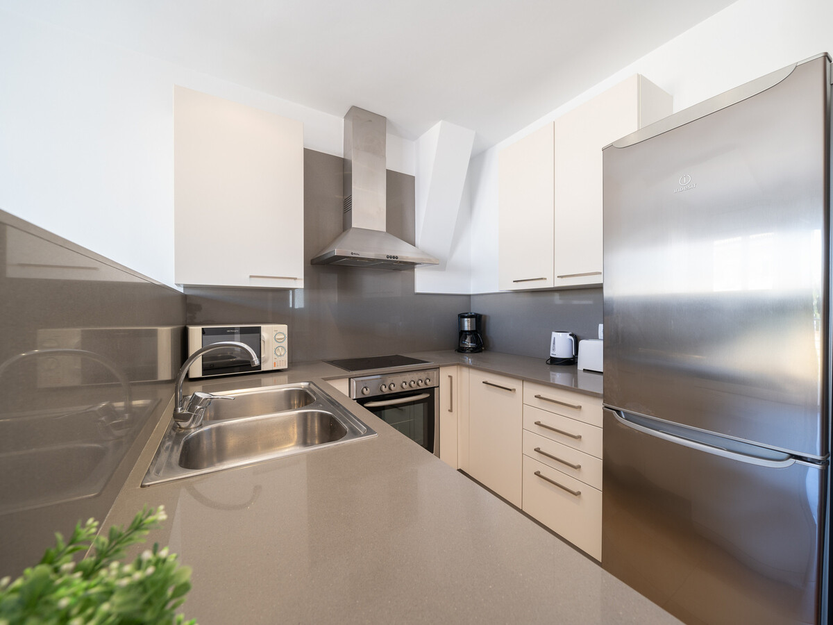 Appartement 5 pers. promenade L'Escala, piscine collective - Photo 6