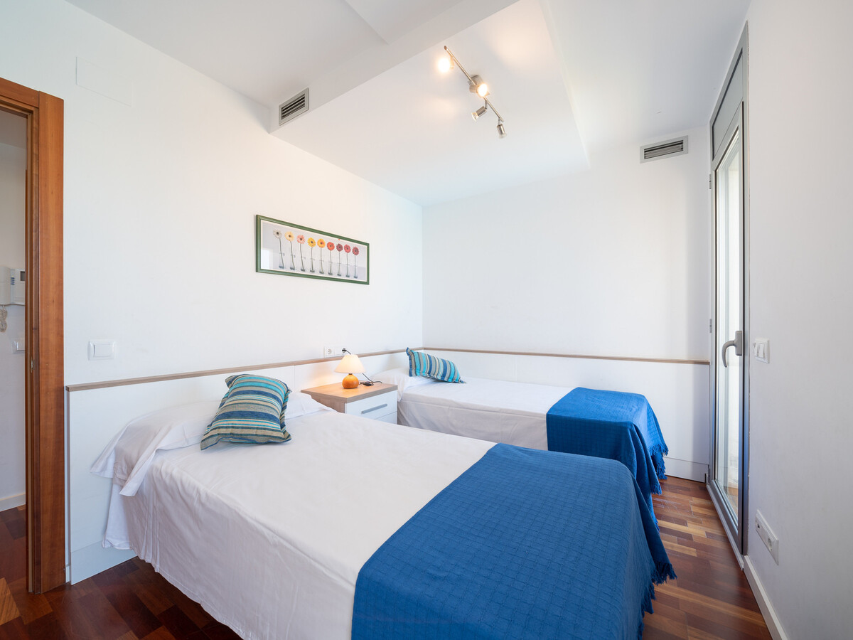 Appartement 5 pers. promenade L'Escala, piscine collective - Photo 9