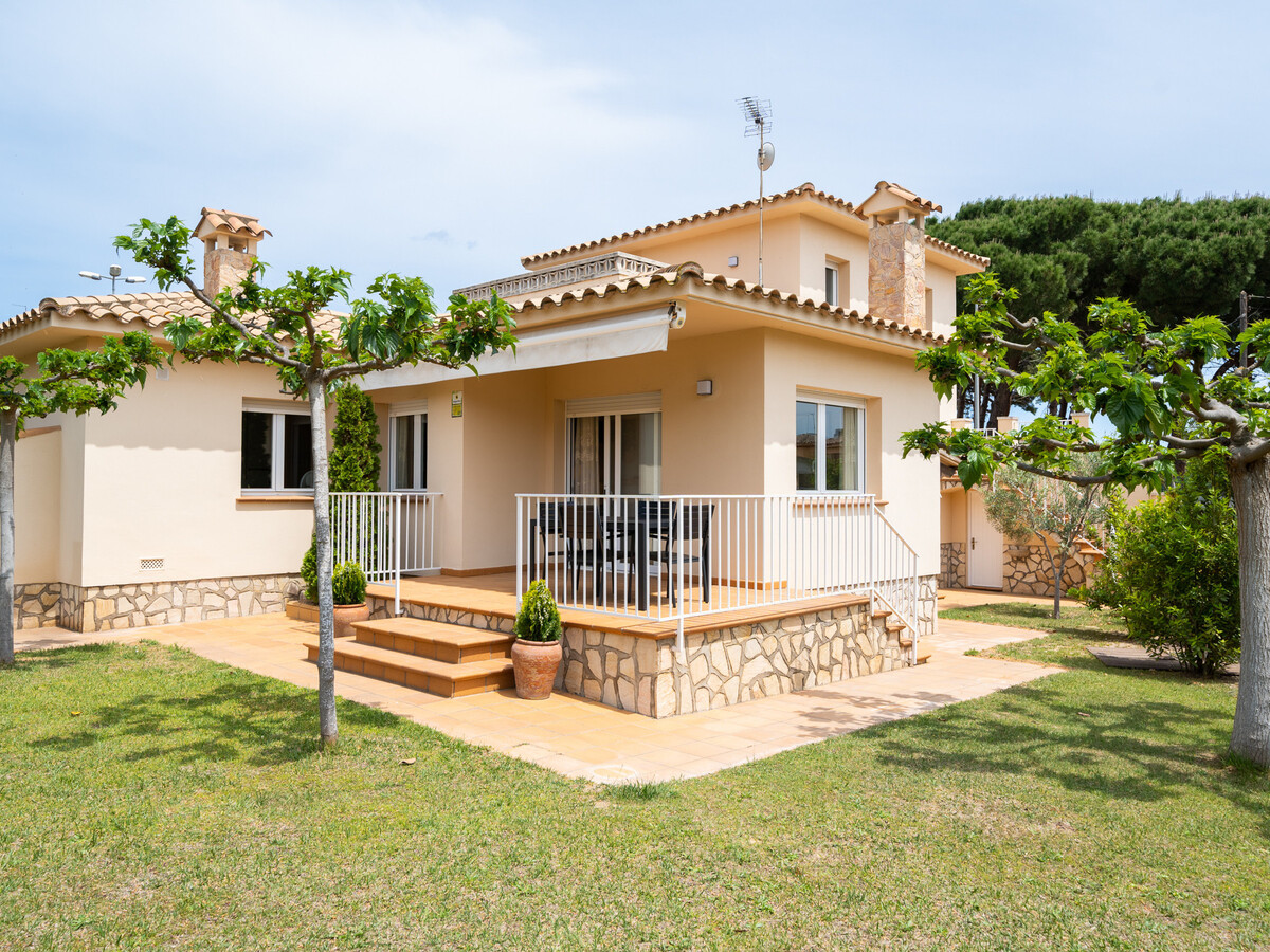 Villa 8 pers., 5 chambres, jardin à 5 min de la plage - Photo 1