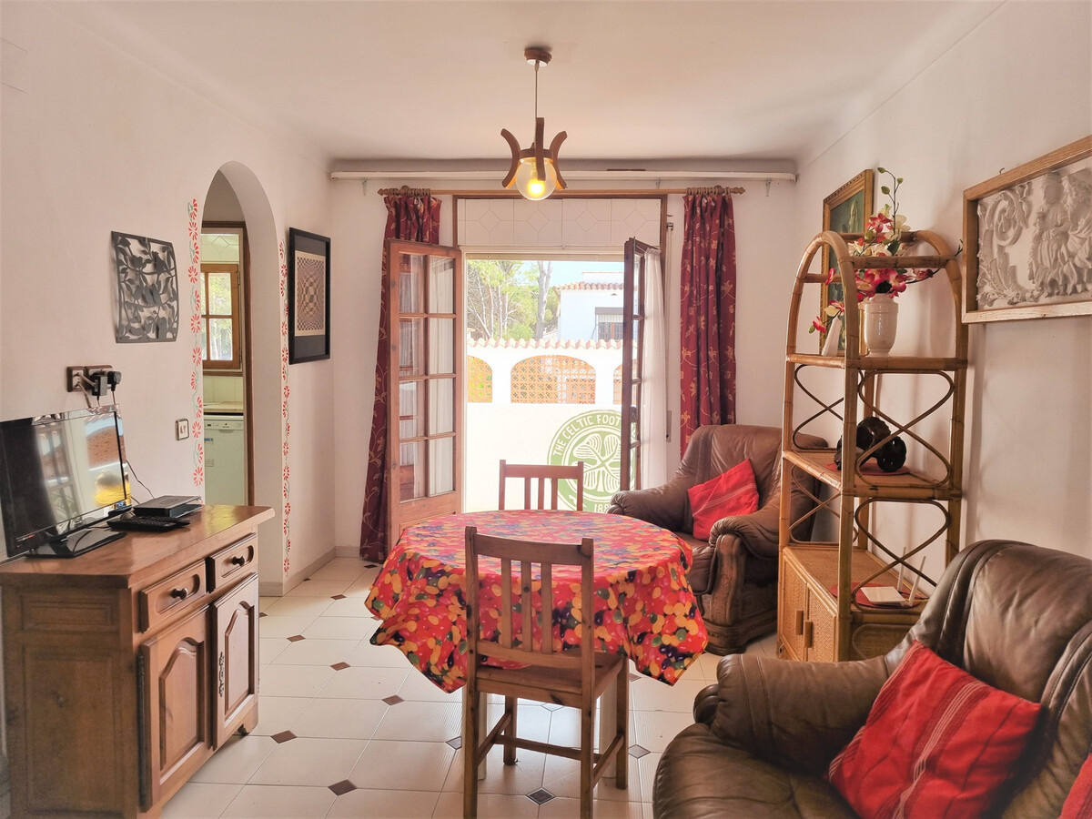 Villa 6 pers. L'Escala, piscine partagée entre 4 voisins - Photo 9