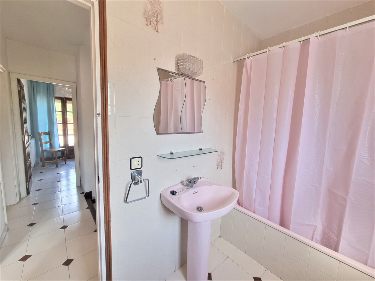 Villa 6 pers. L'Escala, piscine partagée entre 4 voisins - Photo 19