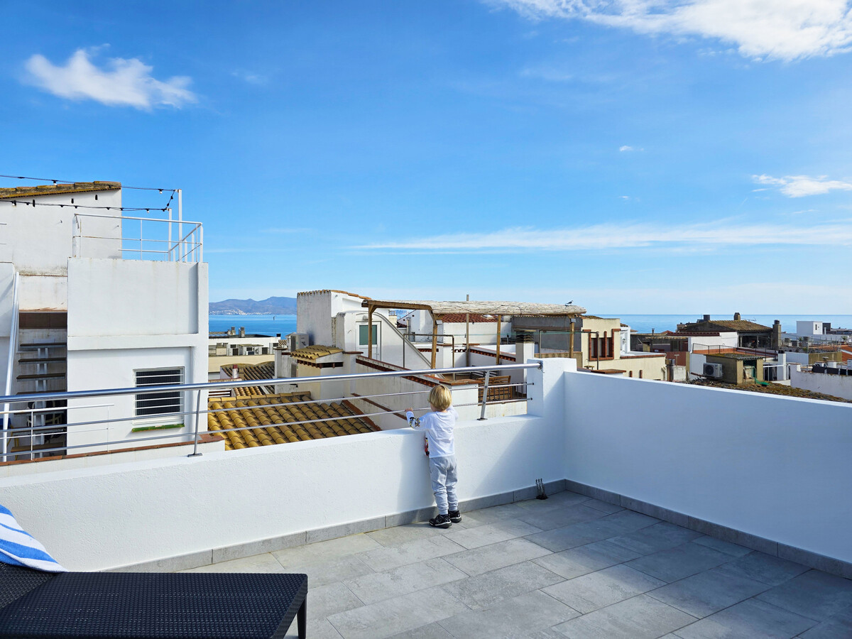 Appartement 3 chambres avec terrasse, plage à 4 min - Photo 2