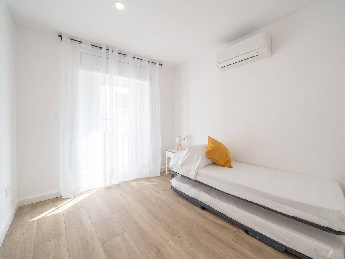 Appartement 3 chambres avec terrasse, plage à 4 min - Photo 11