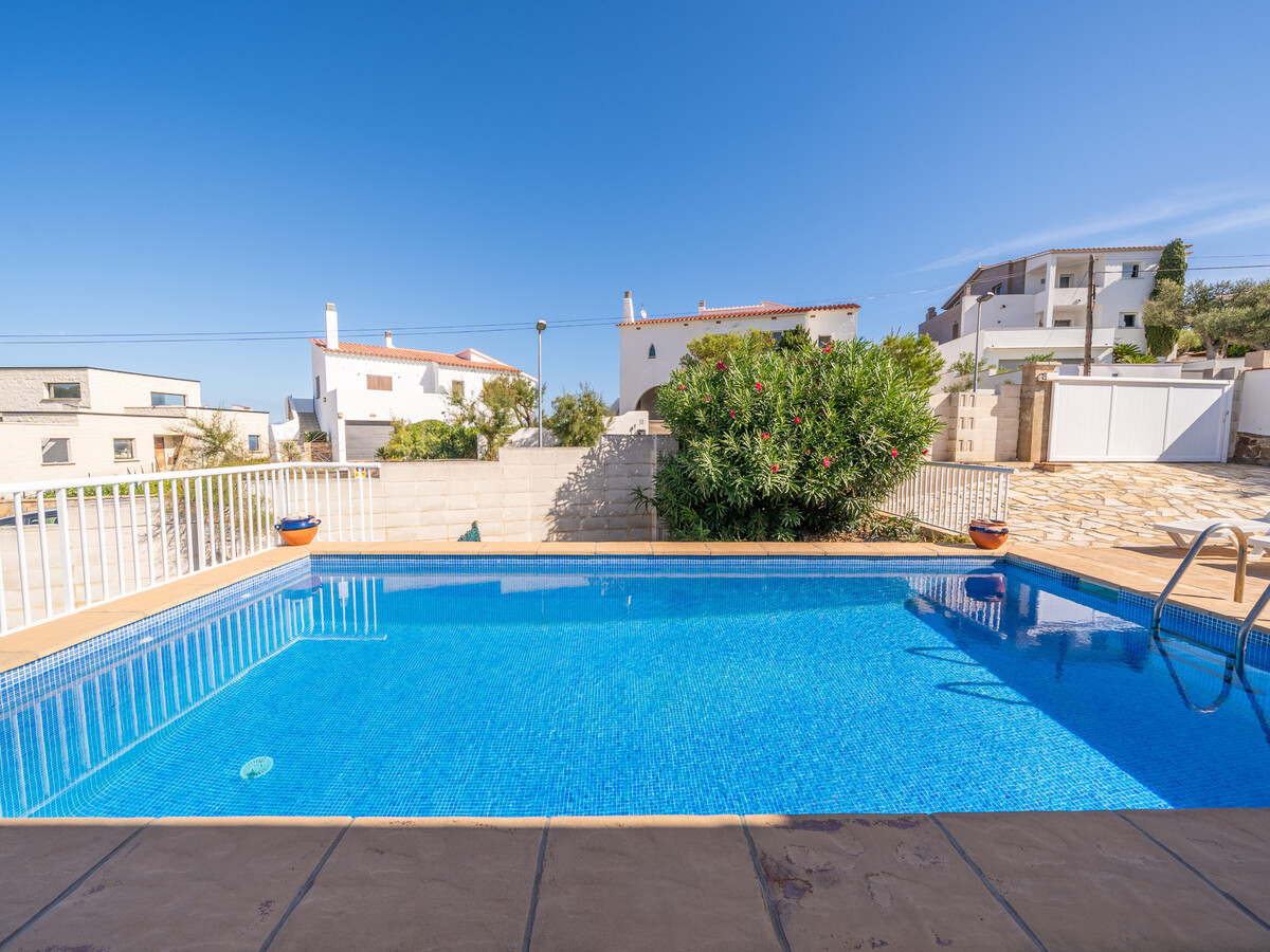 Maison jumelée L'Escala, piscine privée vue mer - Photo 16
