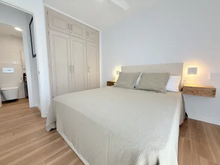 Charmant appartement rénové avec jardin, piscine et parking à L'Escala : photo 11