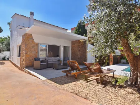 Villa moderne rénovée avec patio et parking, proche Cala Montgó - Photo 2