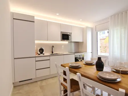 Villa moderne rénovée avec patio et parking, proche Cala Montgó - Photo 9
