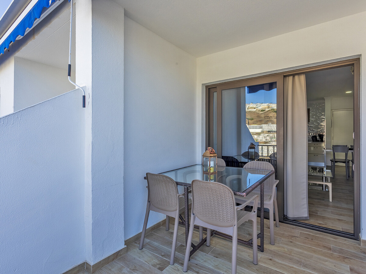 Appartement rénové, terrasse mer et piscine chauffée - Photo 3