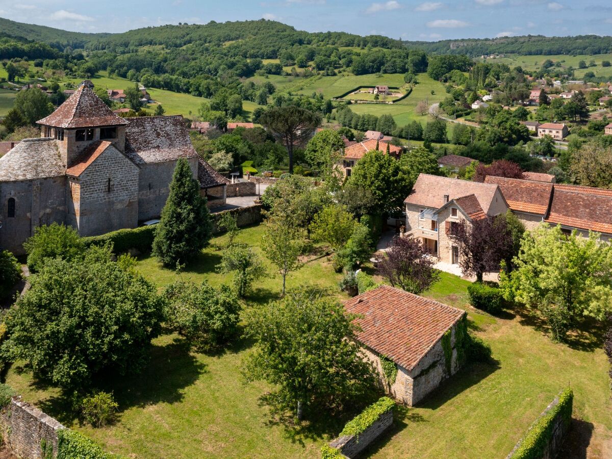 Maison Quercy rénovée, 2 jardins et vue château - Photo 2