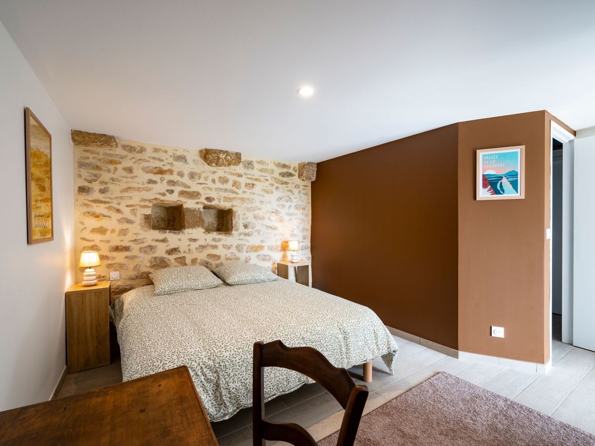 Maison Quercy rénovée, 2 jardins et vue château - Photo 17