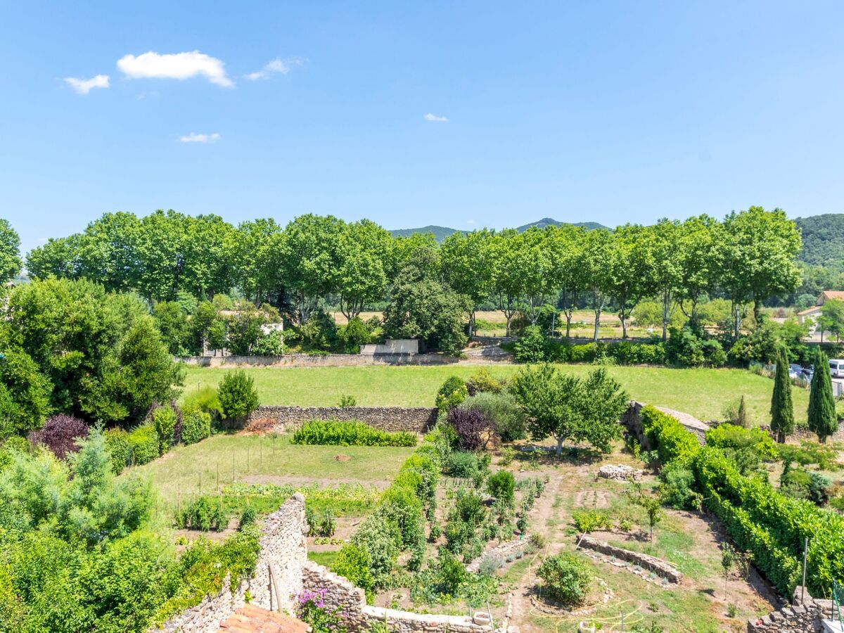Appartement 5 pers. au cœur d'Hérépian, terrasse et vue jardin - Photo 2