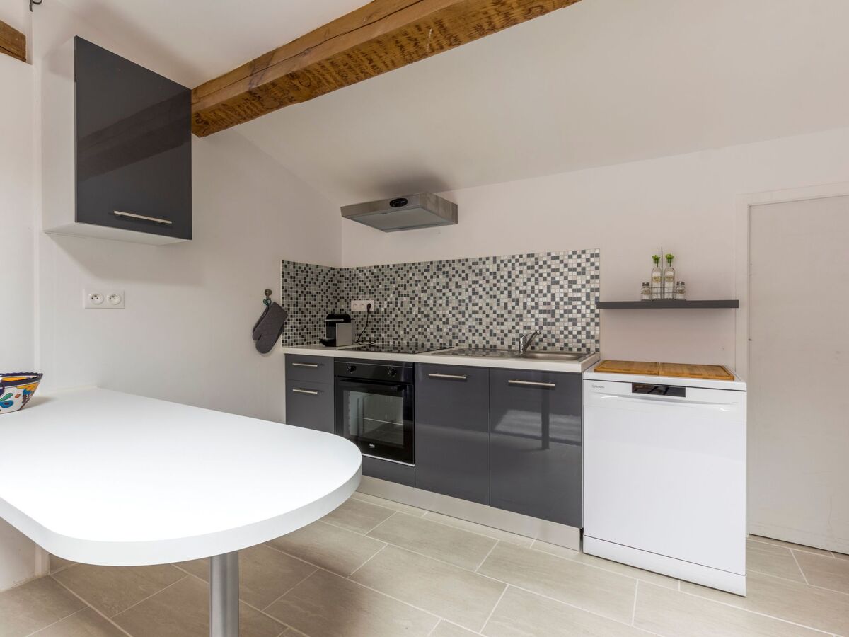 Appartement 5 pers. au cœur d'Hérépian, terrasse et vue jardin - Photo 8