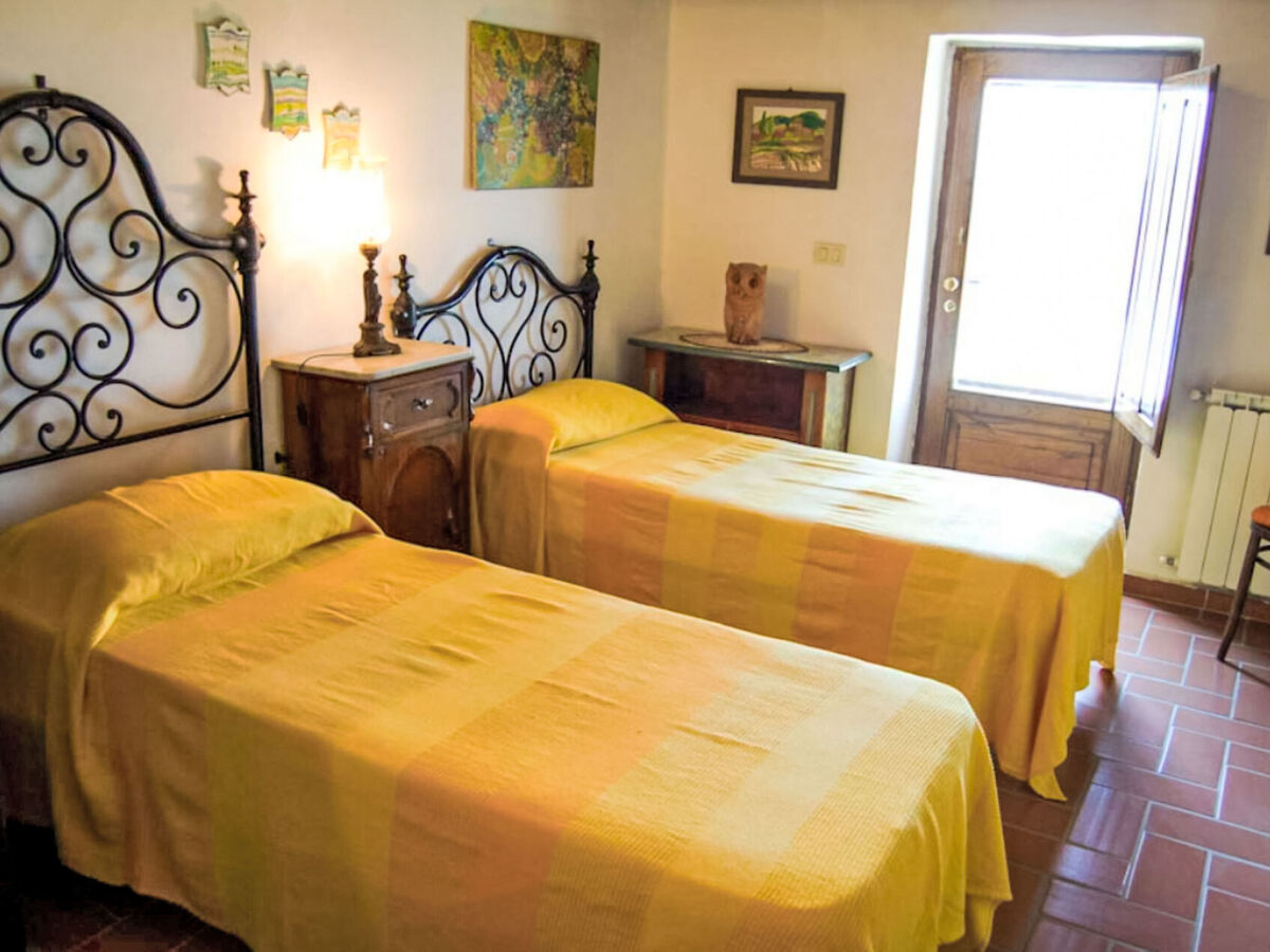 Il Poggino, gîte 5 chambres avec piscine à Sorano - Photo 9