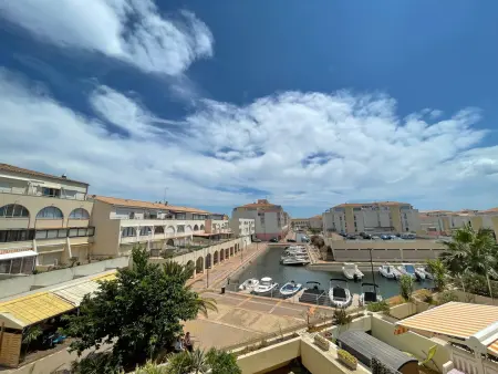 Location appartement à Sète, T2 climatisé avec loggia à 500 m de la plage