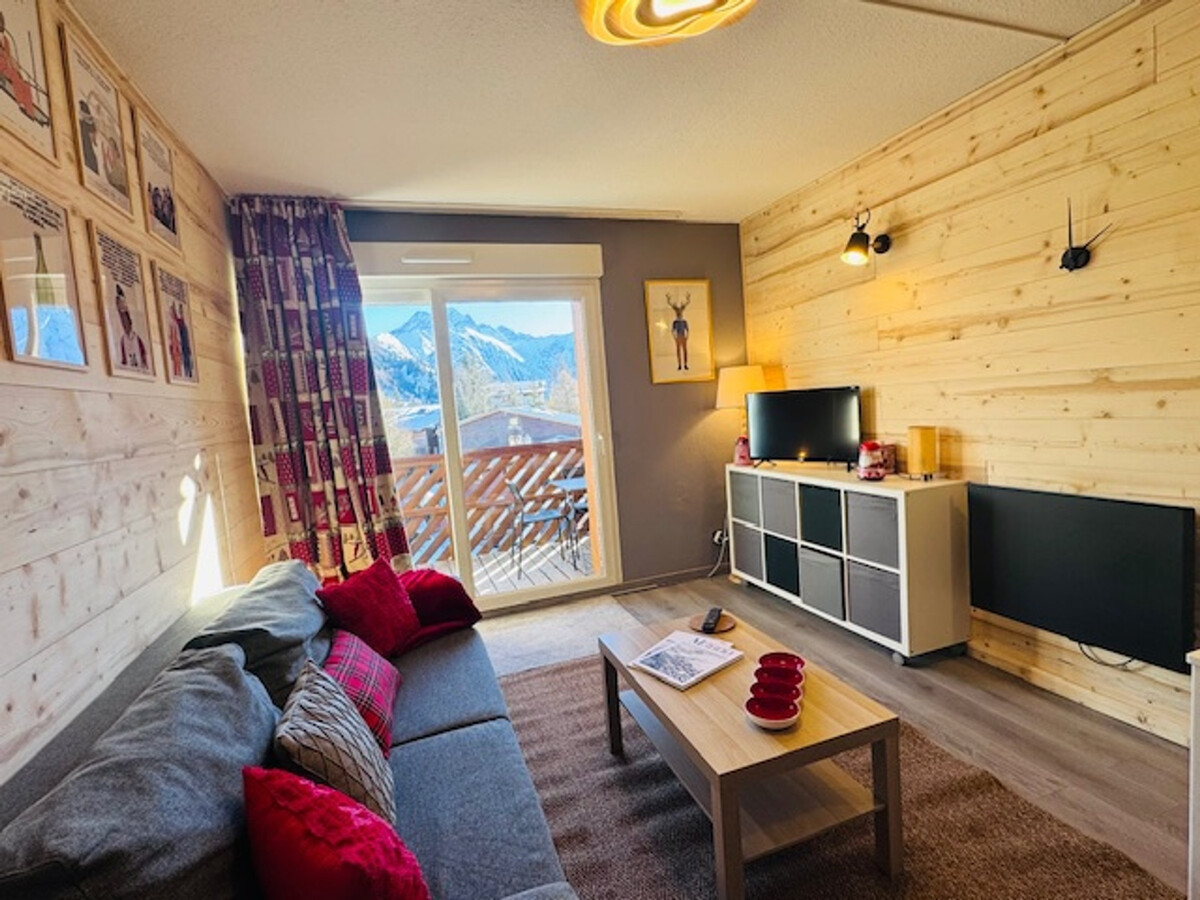 Appartement rénové aux 2 Alpes, 3e étage proche pistes - Photo 4