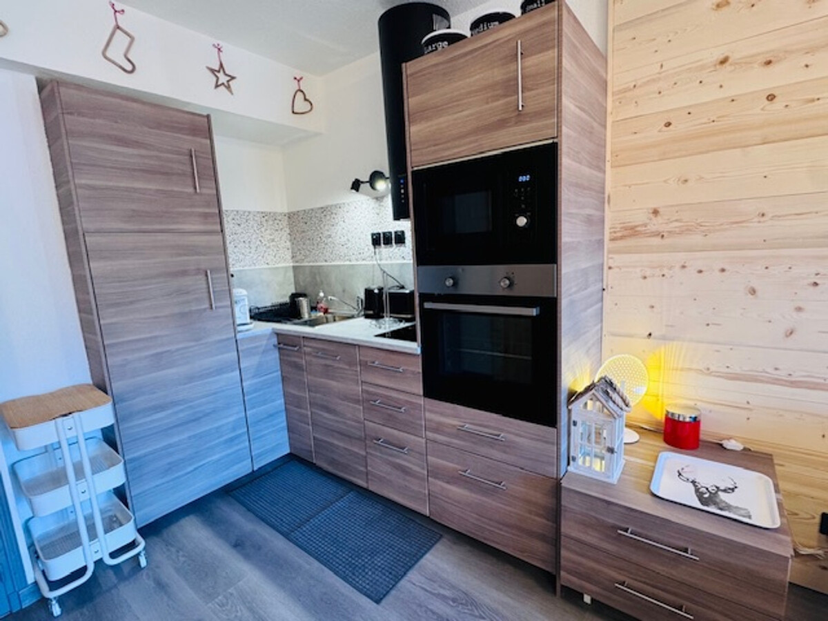 Appartement rénové aux 2 Alpes, 3e étage proche pistes - Photo 5