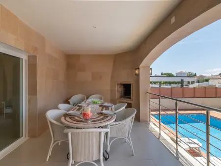 Villa moderne à Empuriabrava avec piscine privée et parking, animaux admis, pour 8 pers. - Photo 7