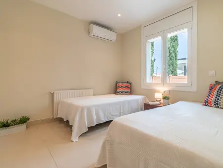Villa moderne à Empuriabrava avec piscine privée et parking, animaux admis, pour 8 pers. - Photo 20