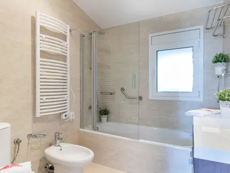 Villa moderne à Empuriabrava avec piscine privée et parking, animaux admis, pour 8 pers. - Photo 27
