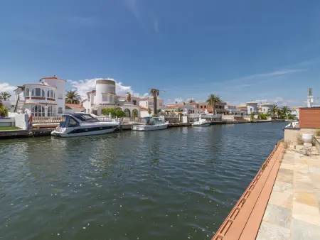 Villa moderne à Empuriabrava avec piscine privée et parking, animaux admis, pour 8 pers. - Photo 30