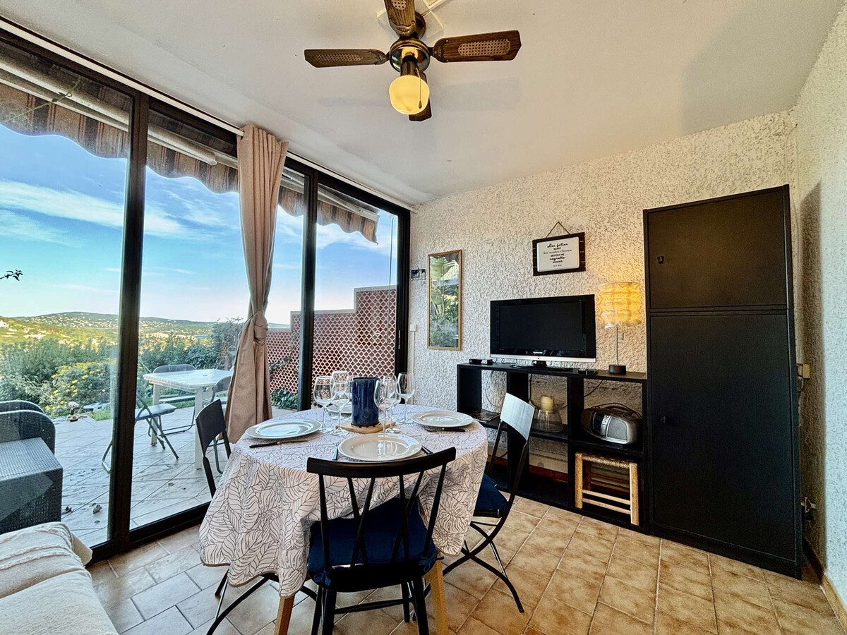 Studio avec terrasse vue mer à Cavalaire-sur-Mer - Photo 11