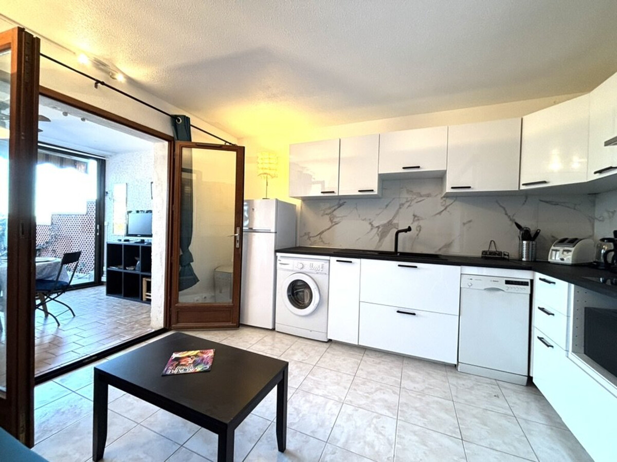 Studio avec terrasse vue mer à Cavalaire-sur-Mer - Photo 12