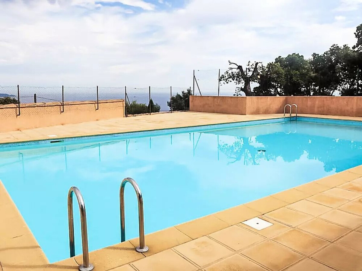 Studio avec terrasse vue mer à Cavalaire-sur-Mer - Photo 24