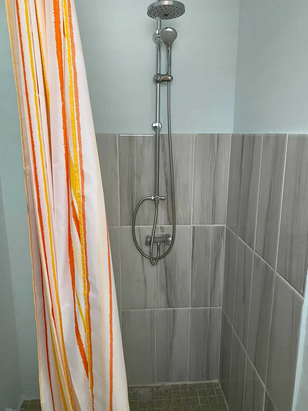 Studio vue mer avec balcon aux Anses-d'Arlet - Photo 2