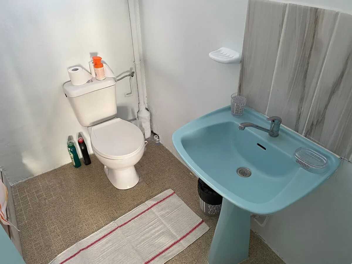 Studio vue mer avec balcon aux Anses-d'Arlet - Photo 10