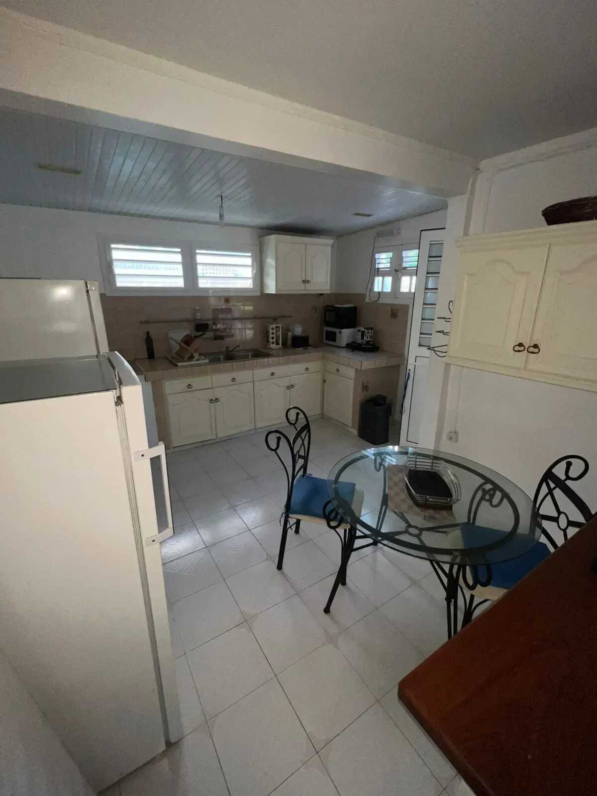 Appartement 80 m² avec terrasse et jardin clôturé - Photo 2