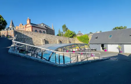 Location maison à Coutances, Maison avec Piscine