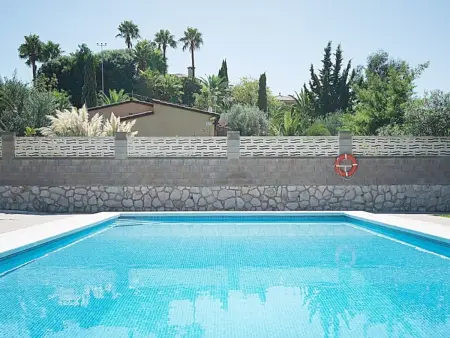 Villa rénovée à Salou: 4 ch, 4 sdb, barbecues, proche plage - Photo 4