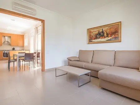 Villa rénovée à Salou: 4 ch, 4 sdb, barbecues, proche plage - Photo 12