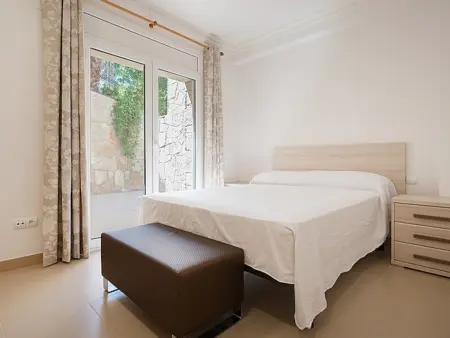 Villa rénovée à Salou: 4 ch, 4 sdb, barbecues, proche plage - Photo 18