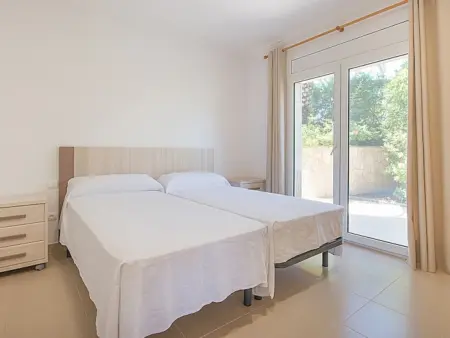 Villa rénovée à Salou: 4 ch, 4 sdb, barbecues, proche plage - Photo 23