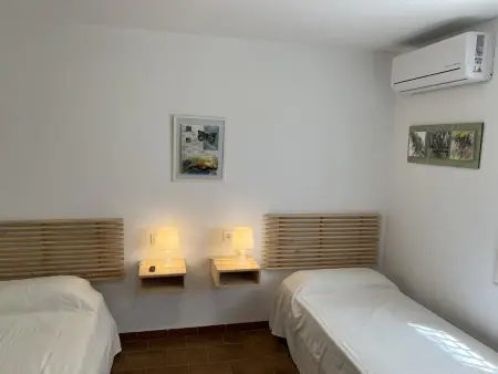 Villa spacieuse à La Mora, 4 chambres, proche de la plage - Photo 5