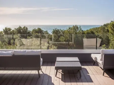 Villa Deluxe à Tamarit avec piscine privée et vue spectaculaire - Photo 10