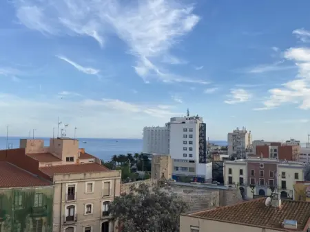 Location appartement à Tarragona, Grand appartement au cœur de Tarragone près des sites romains