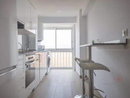 Location appartement à Tarragona, Appartement moderne au centre, proche université