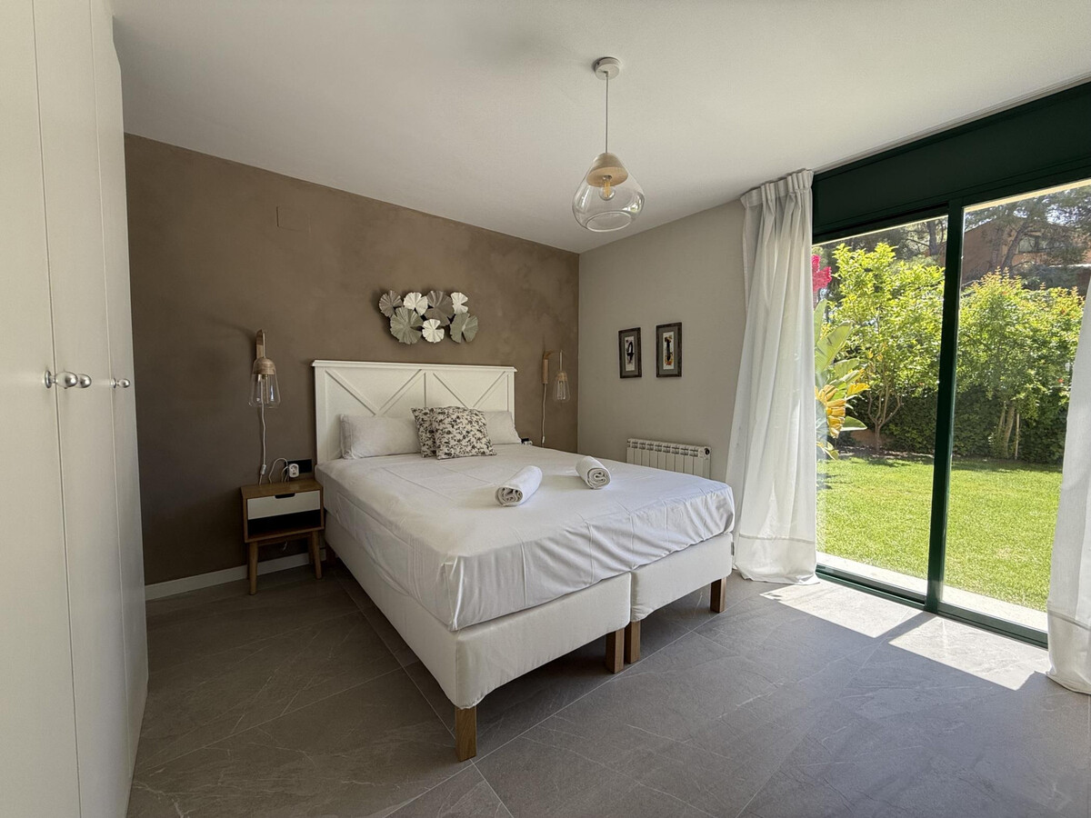 Maison 4 ch piscine privée à 350 m de la plage - Photo 7