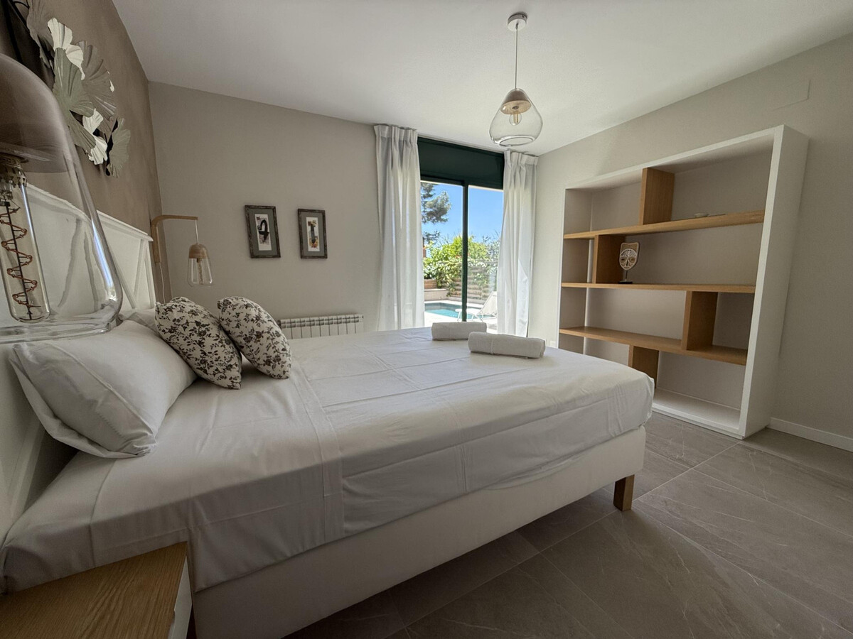 Maison 4 ch piscine privée à 350 m de la plage - Photo 8