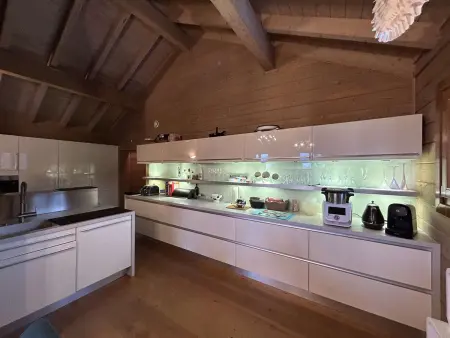 Appartement 5 pièces 8 personnes à Méribel avec parking privé : photo 3