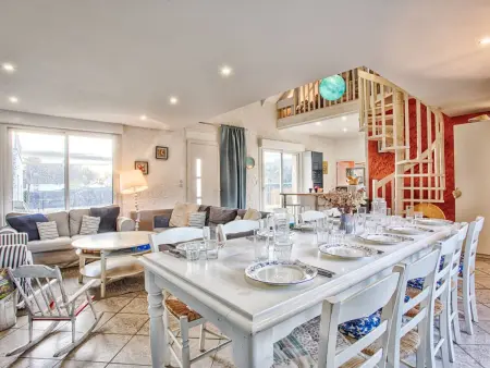 Location maison à Merville Franceville Plage, Maison familiale lumineuse près de la mer