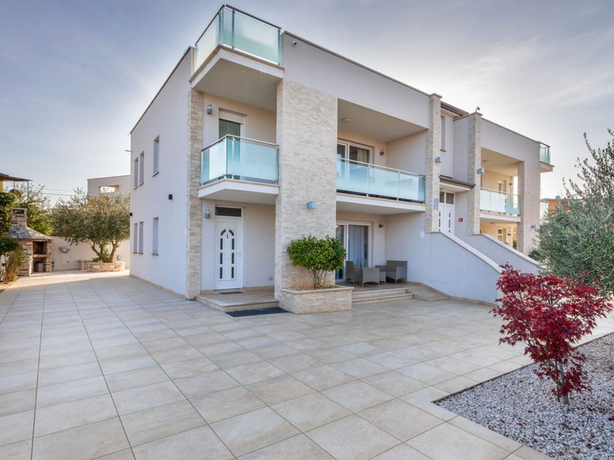 Villa Ricardo à Umag : maison 8 chambres avec piscine - Photo 16