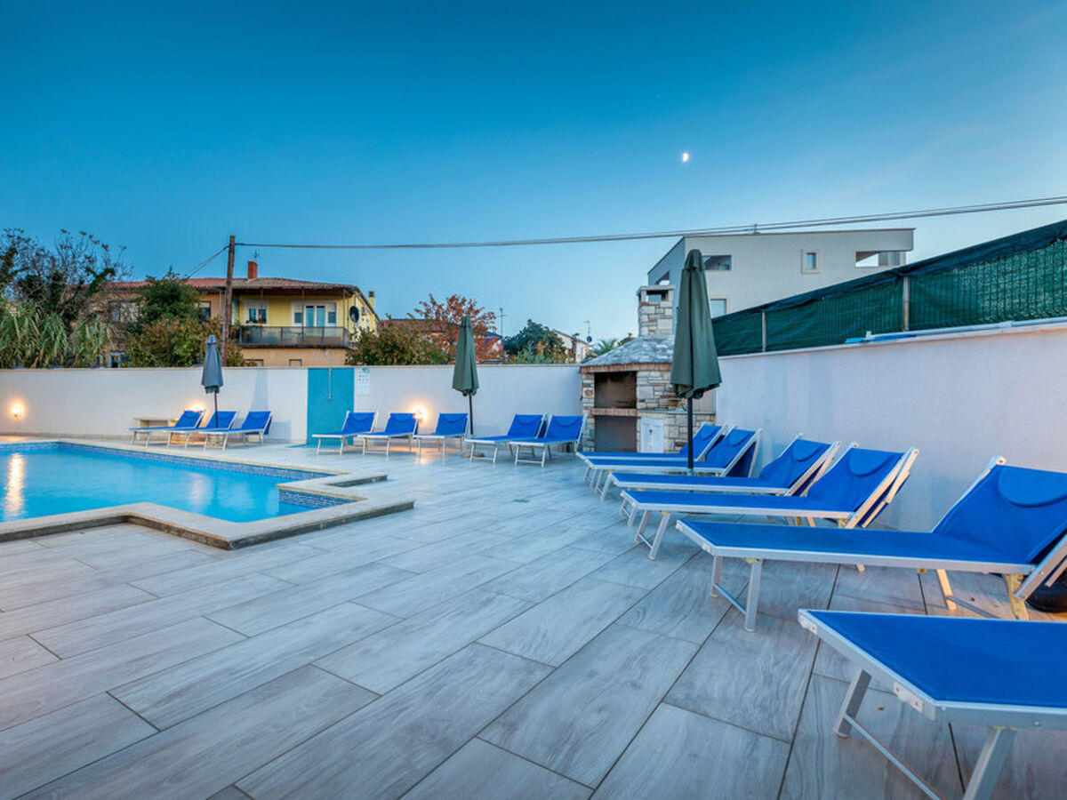 Villa Ricardo à Umag : maison 8 chambres avec piscine - Photo 17